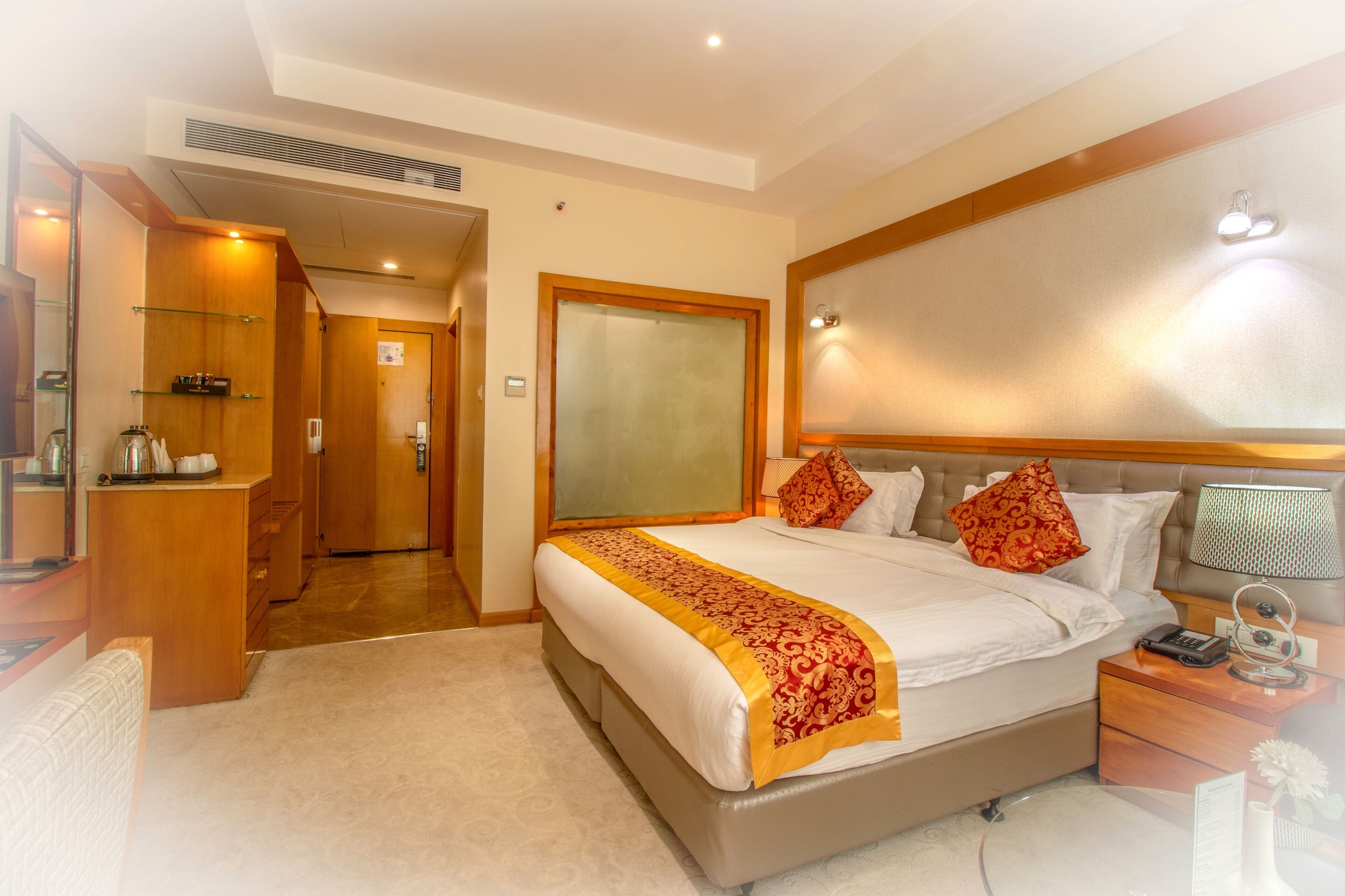 Standard, Double Bed, Commercial View
