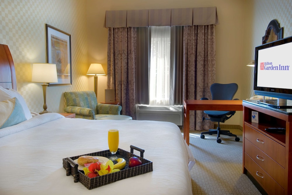 HILTON GARDEN INN SACRAMENTO ELK GROVE 7/51
