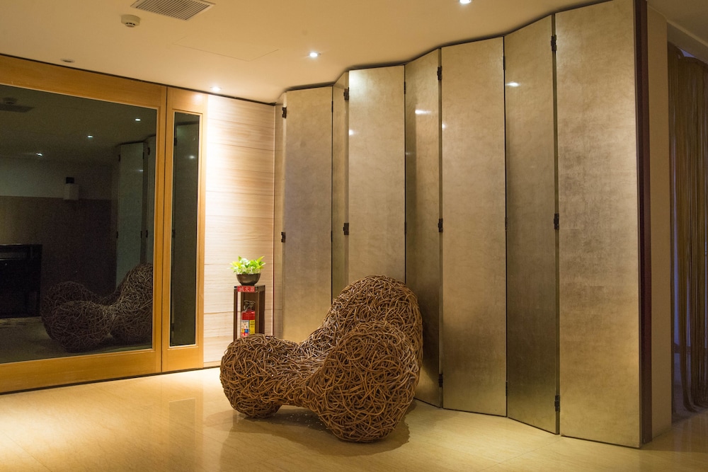 Sweetme Hotspring Resort 48/65