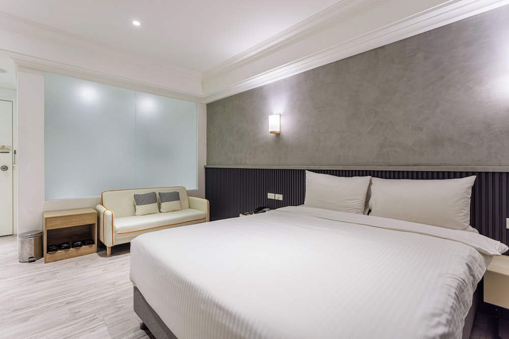 SLV Hotel 14/50