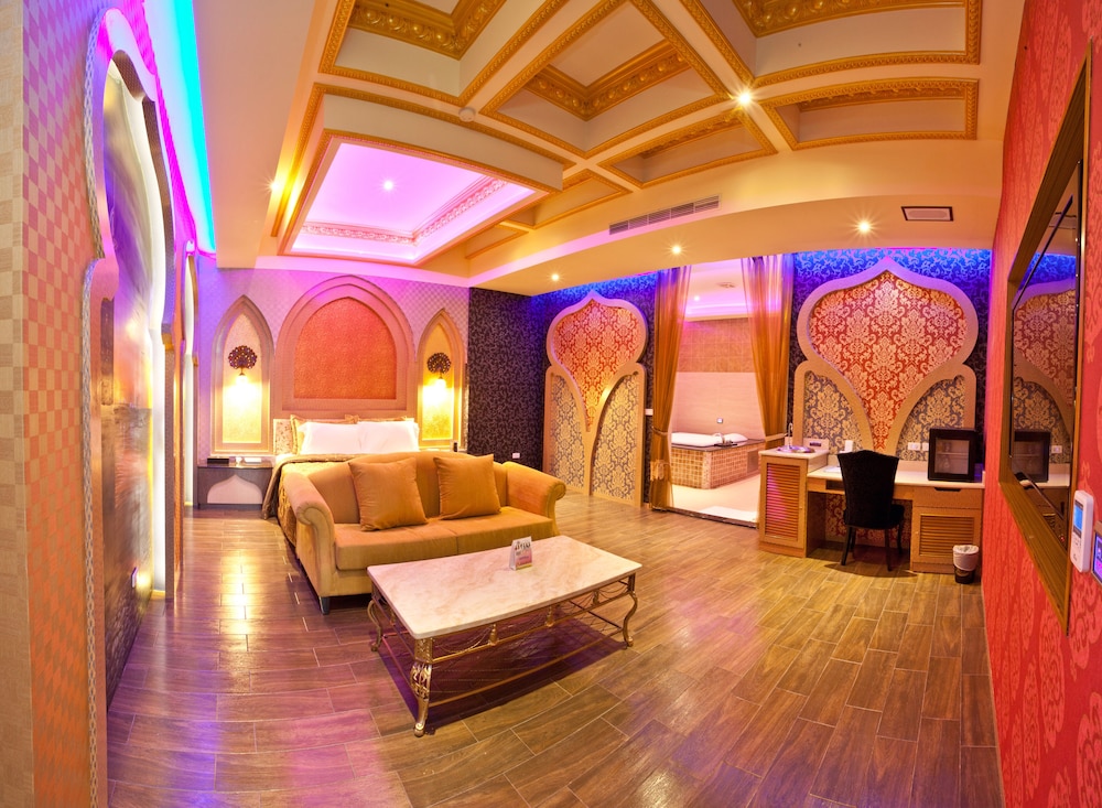 Wei Feng Exquisite Hotel Nanzi Branch 25/50