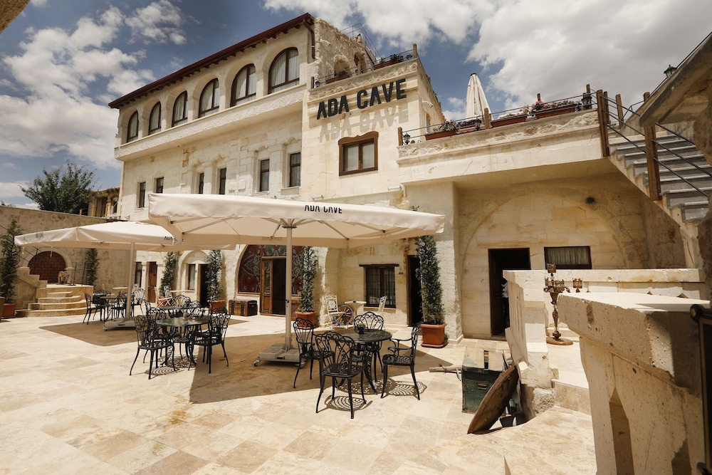 Ada Cave Suites 5/50
