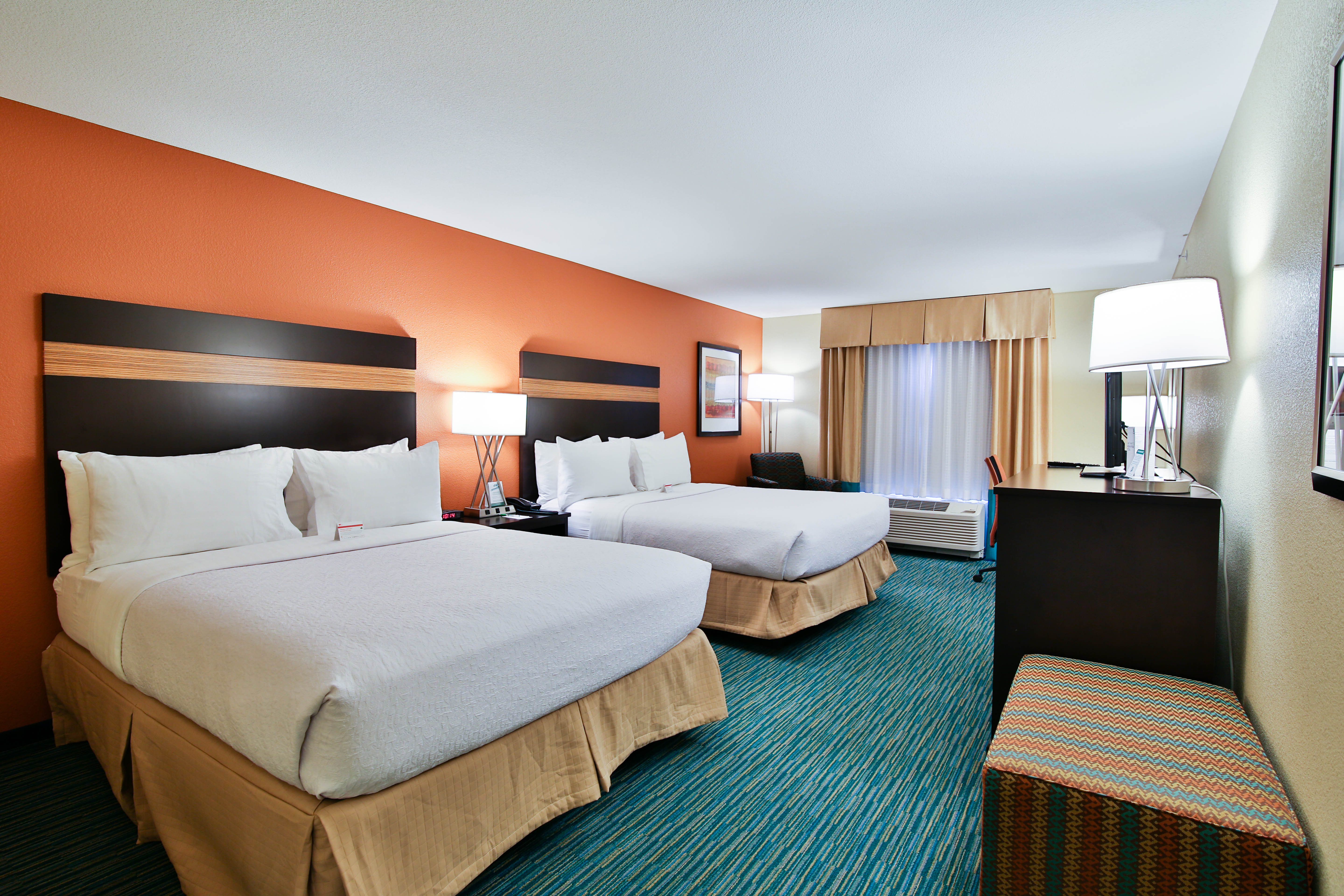 Holiday Inn Bismarck 11/70