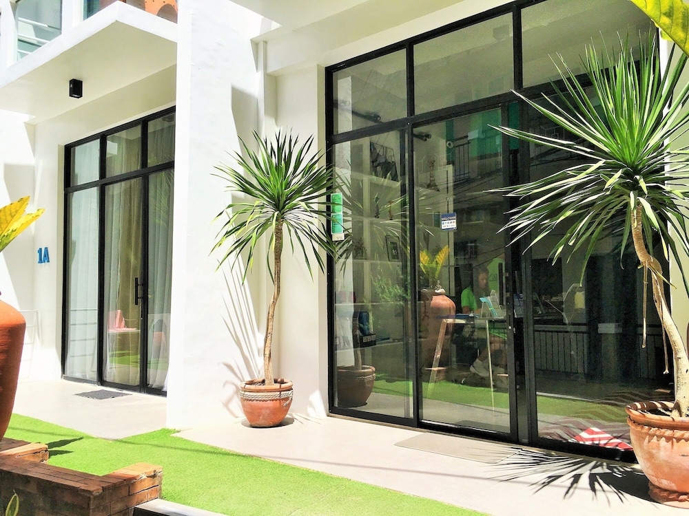Luxx Boutique Boracay 9/72
