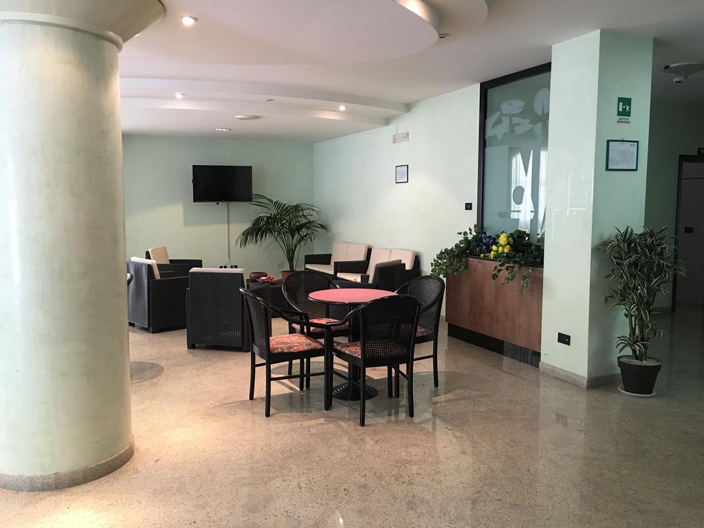 Hotel Como 17/23