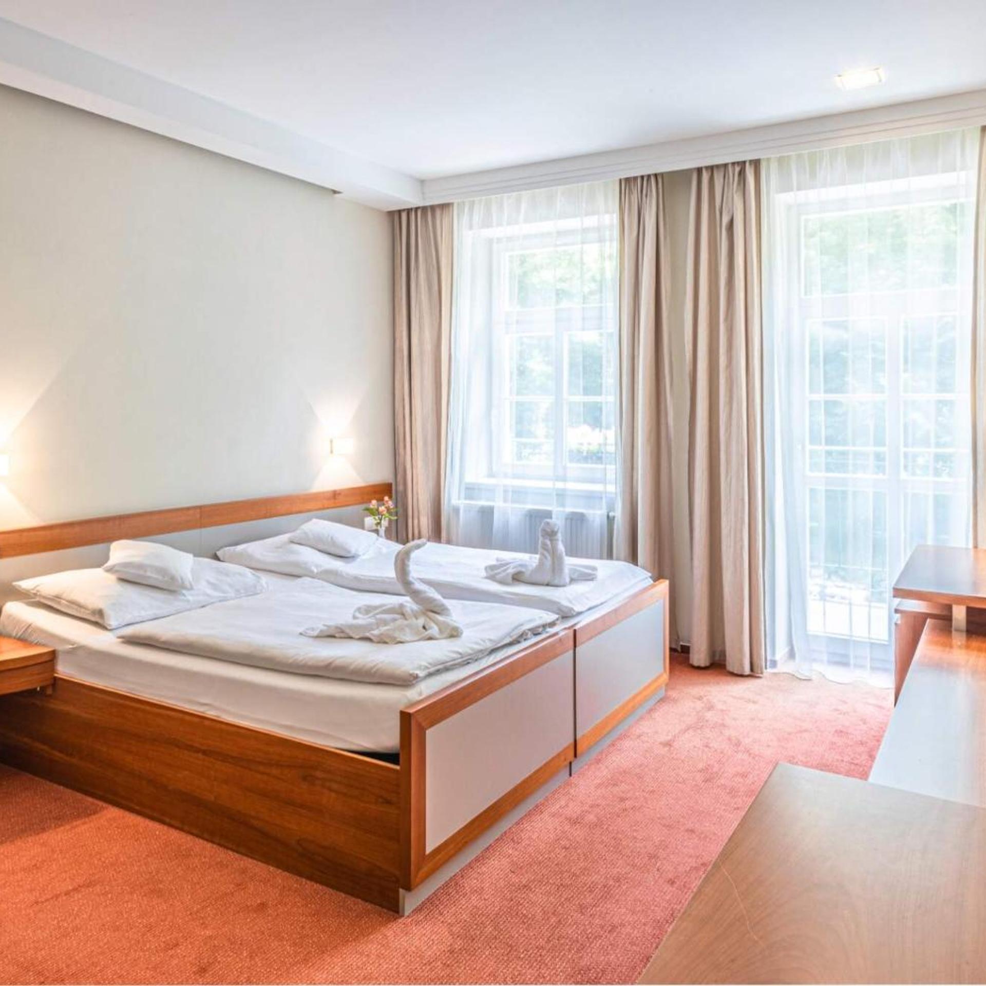 Hotel Reza 28/72