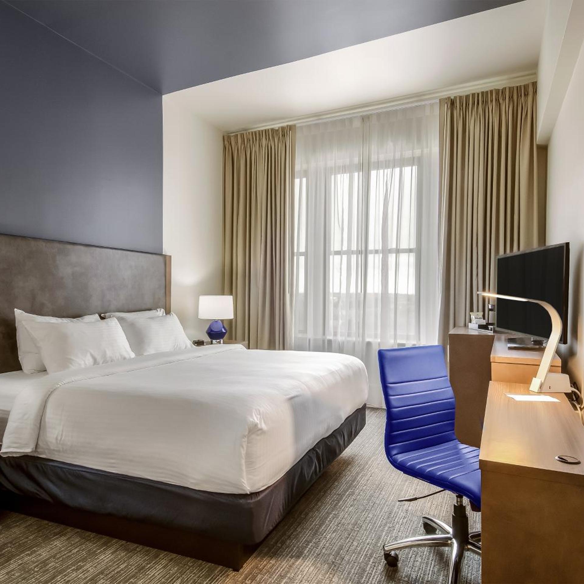 Suite, King Bed, Accessible, New Bedford Harbor Hotel Ascend Hotel Collection 3/10