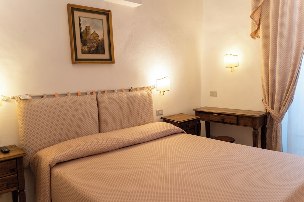 Hotel Belvedere 10/50