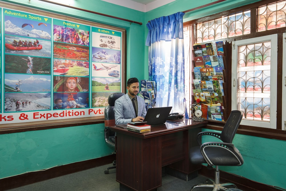 Kathmandu Nomad Hotel 36/39