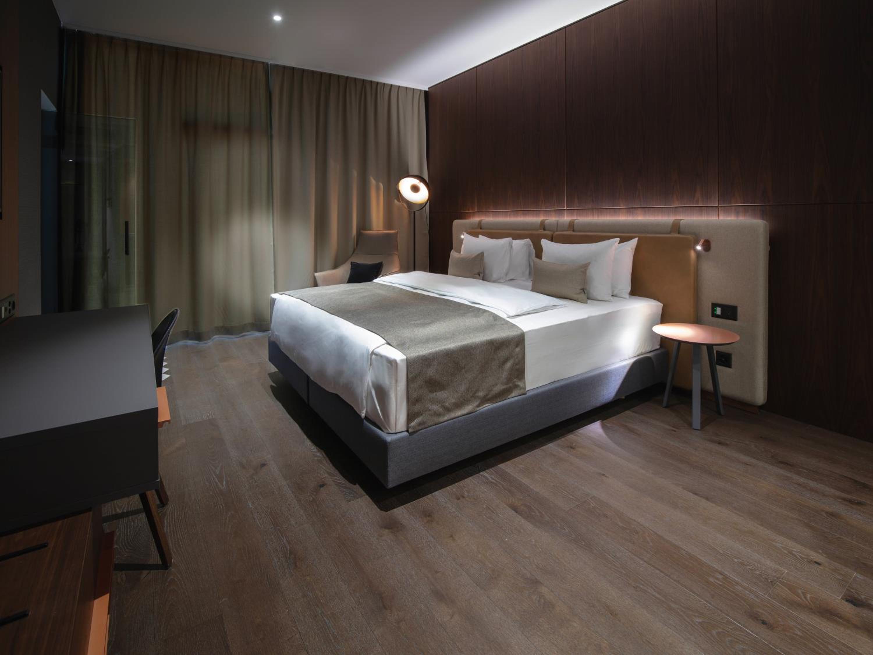 Spa, Premium, Double Bed