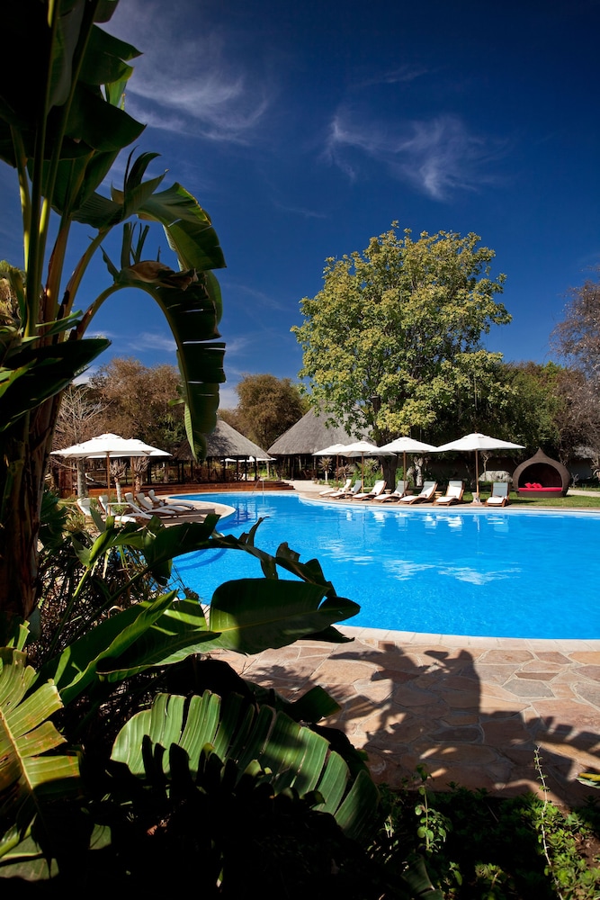 Mokuti Etosha Lodge 10/69