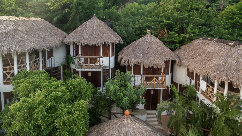 Cabanas Biuzaa 17/21