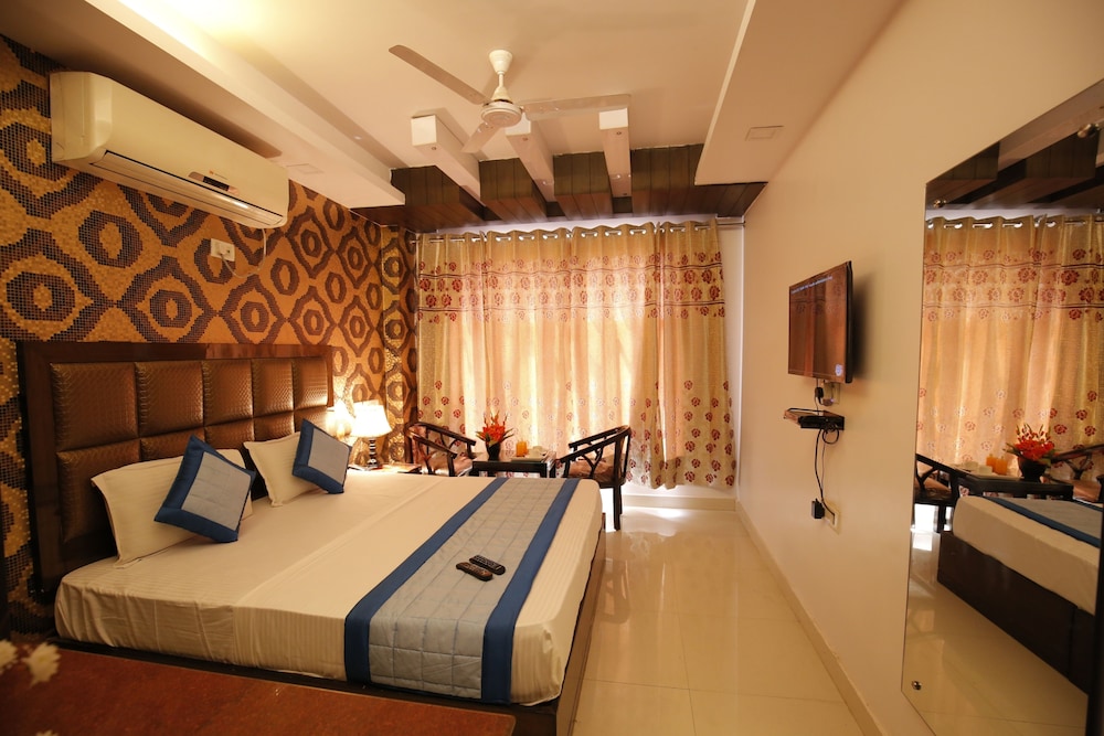 HOTEL DELHI PRIDE 11/42