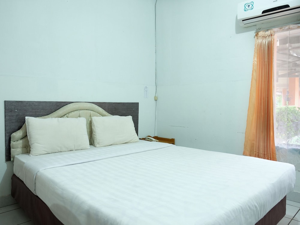 Hotel Martani 12/50