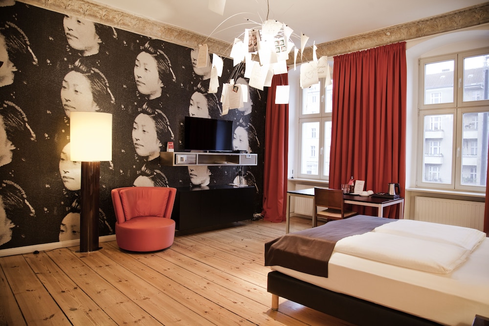 Hotel Adele 51/69