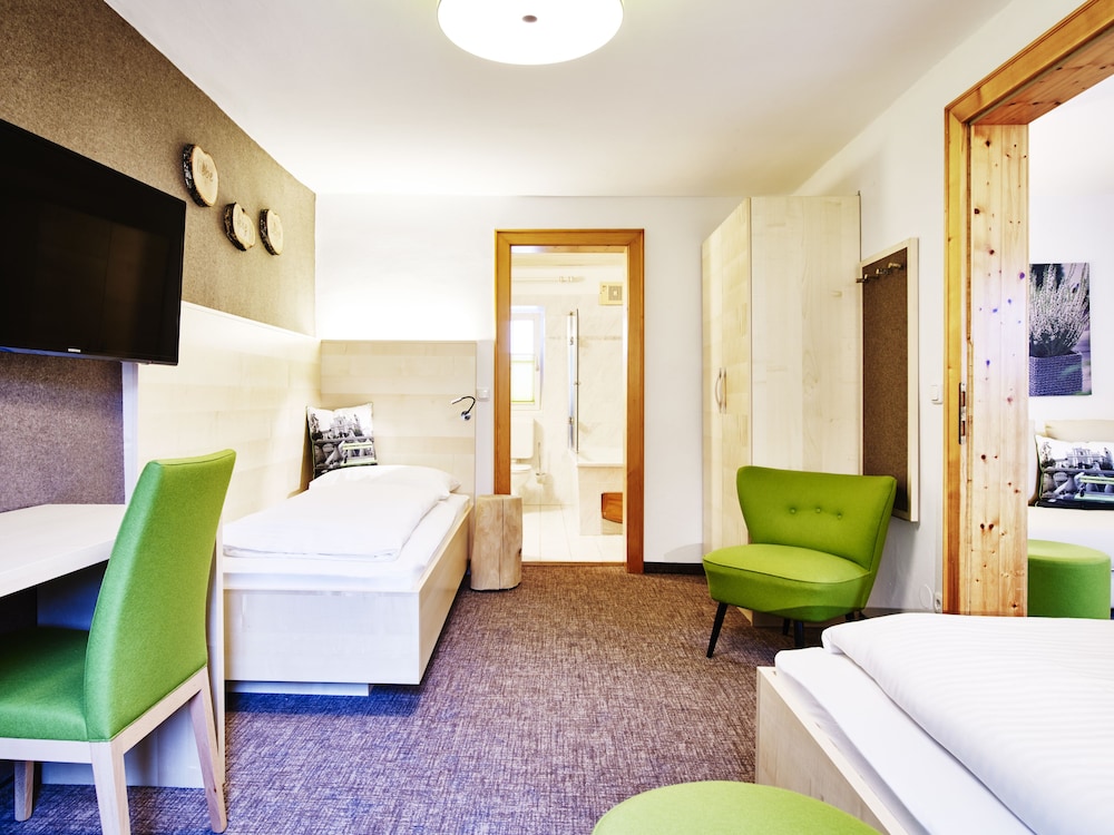 Das Grune Hotel Zur Post - 100 Bio 35/74