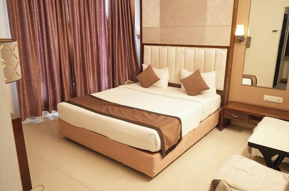 Silver Inn 11/42