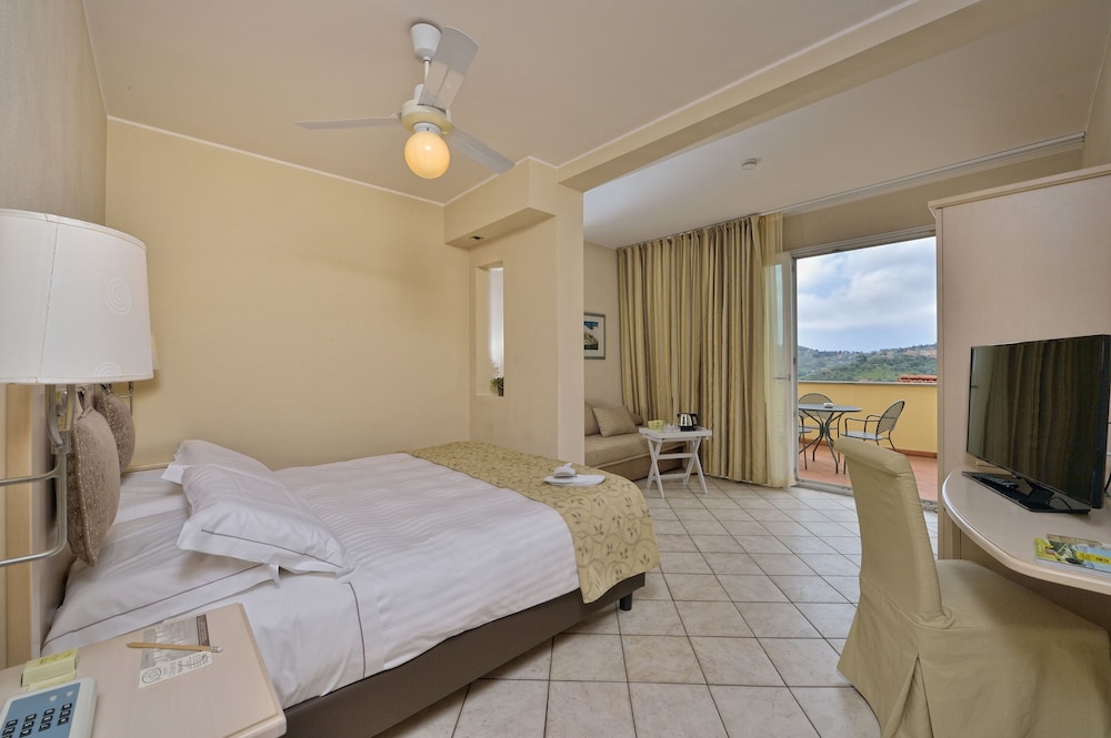 Hotel Liliana Diano Marina 14/50