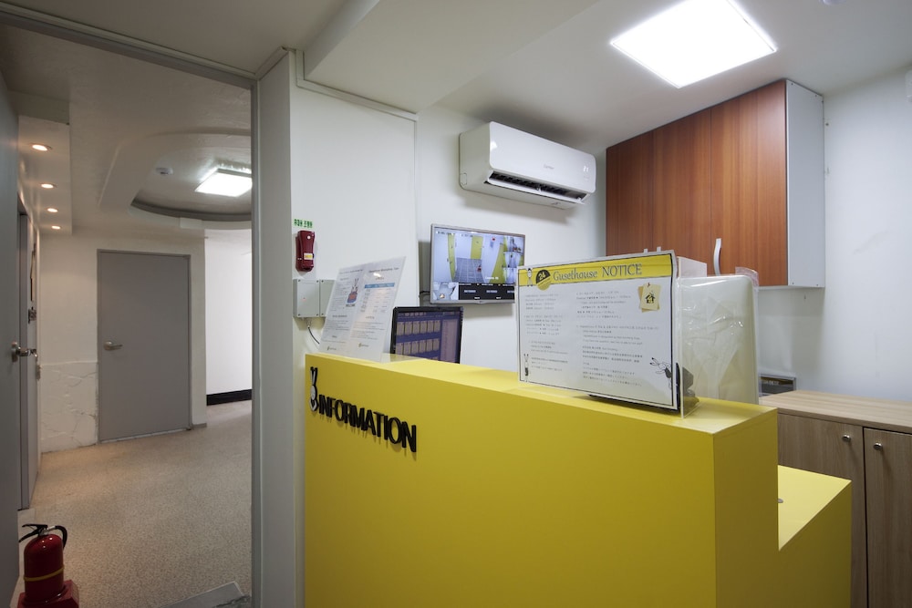24 Guesthouse Myeongdong Town 9/55