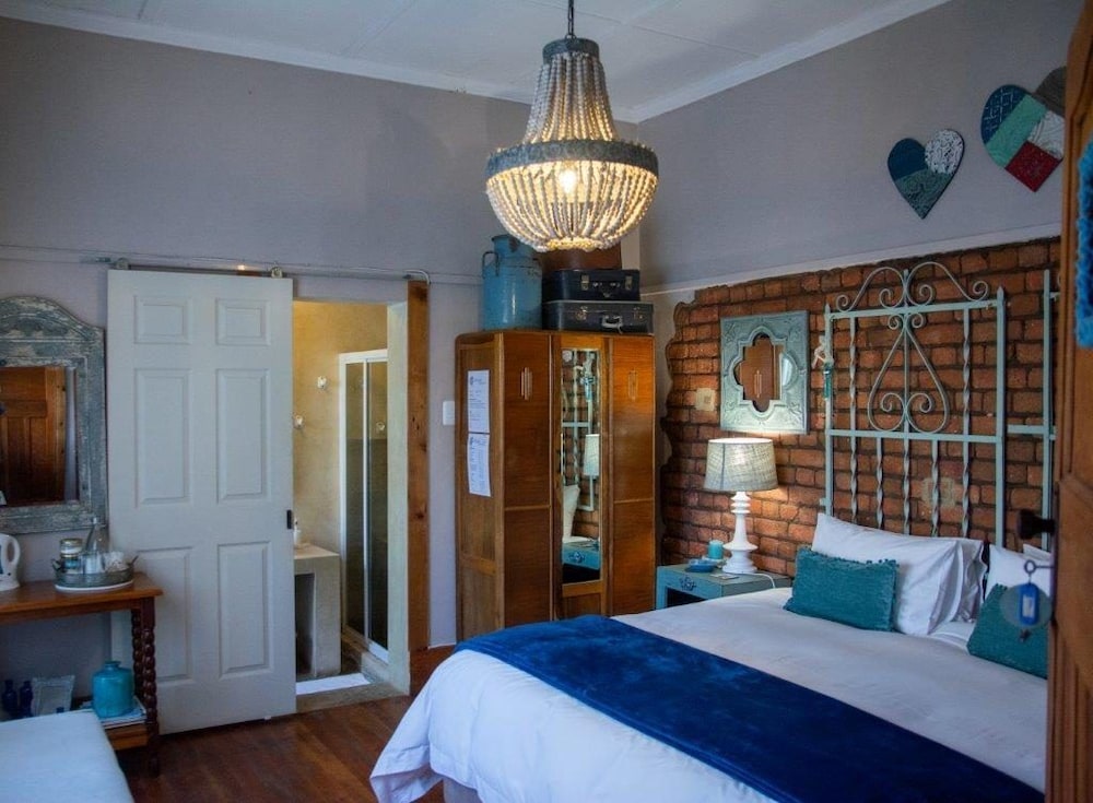 Mirabel Guesthouse 18/39