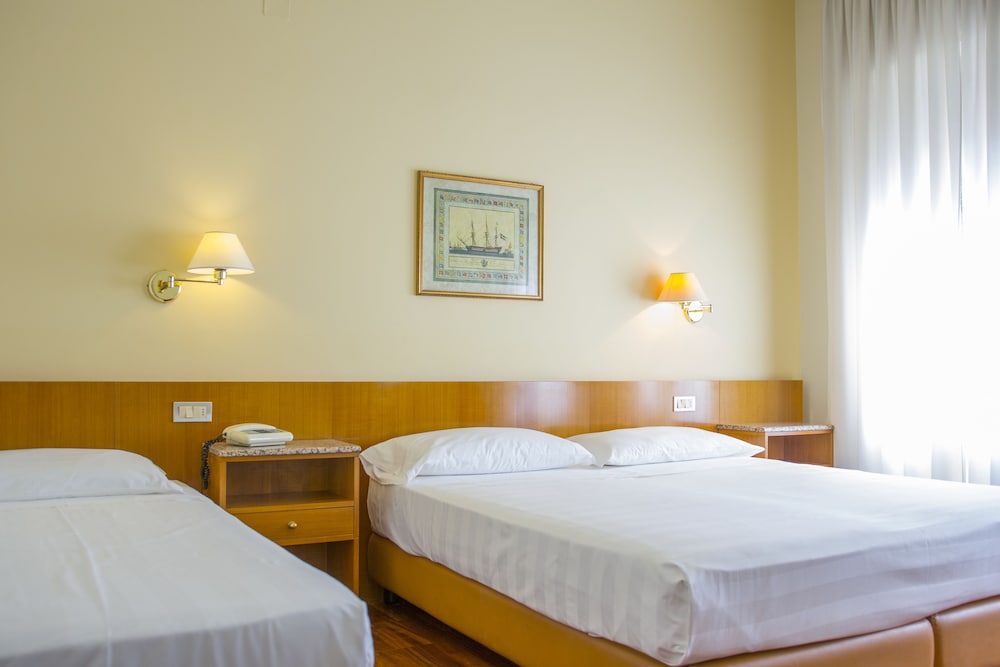 Hotel Miramare 8/63