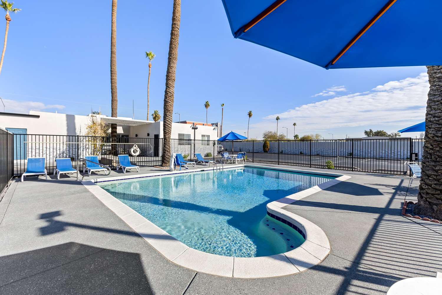 Surestay Hotel By Best Western Phoenix Airport 12/12
