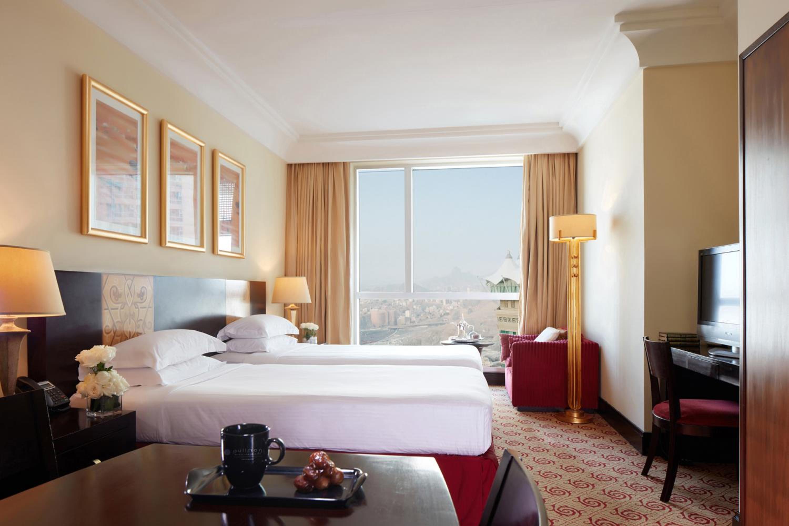 Classic, Twin Beds, Courtyard and Haram View
