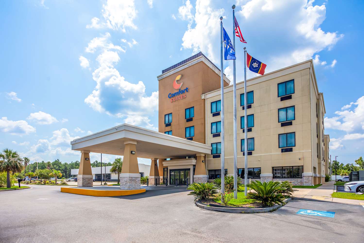 Comfort Suites Gulfport Central, MS 47/49