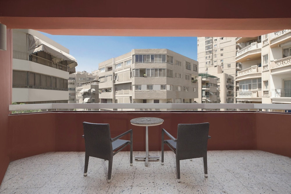 KANZY HOTEL 37/45