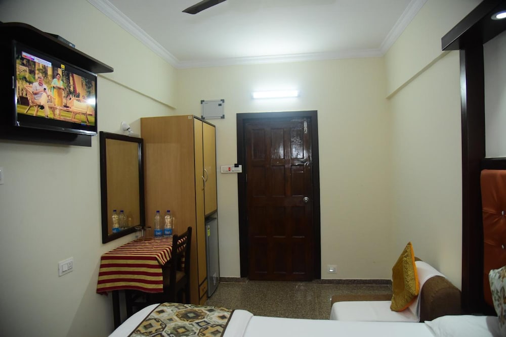 VALENTINES RETREAT 41/64