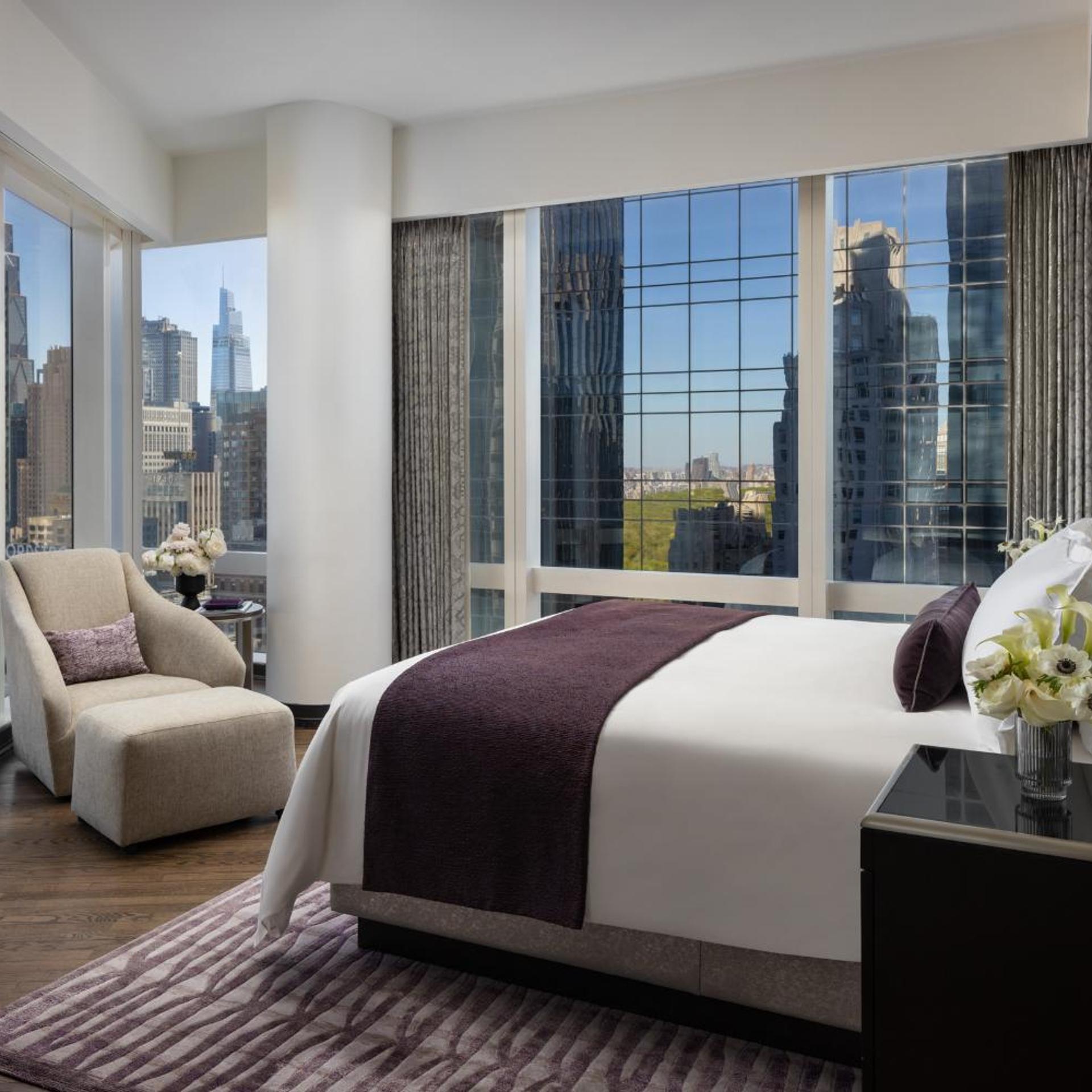 Premier, Suite, King Bed, Central Park View