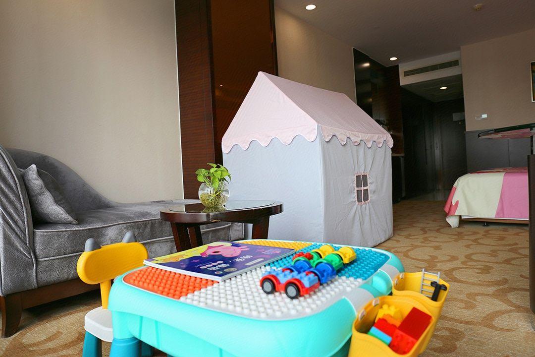 Cenbest Jinling Grand Hotel 36/60