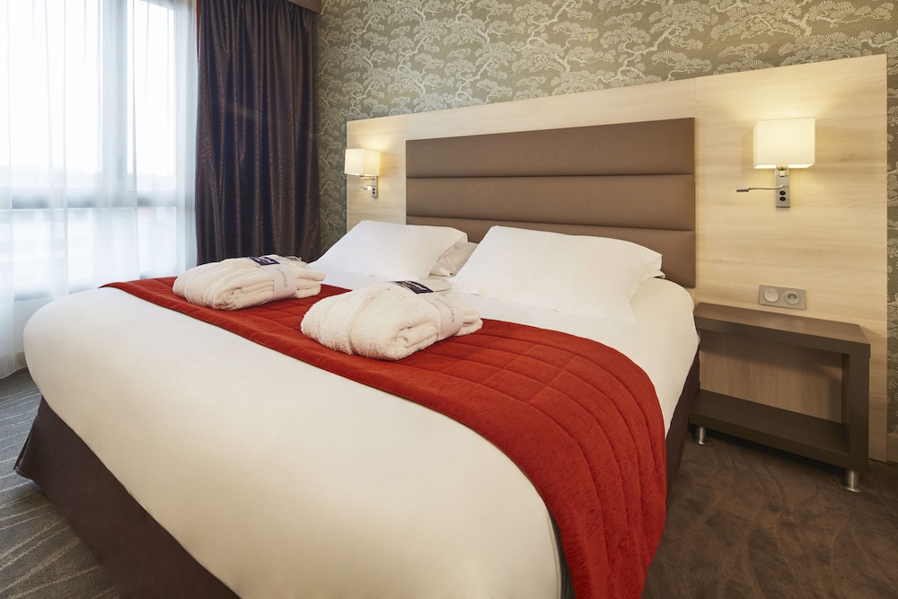Kyriad Prestige Lyon Est Saint Priest Eurexpo Hotel And Spa 29/72