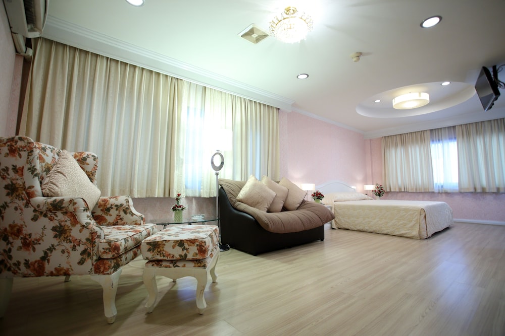 Pj Watergate Hotel 61/65