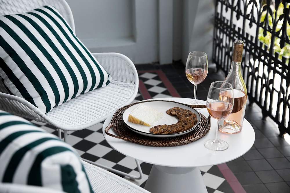 Hotel Challis Potts Point 49/50