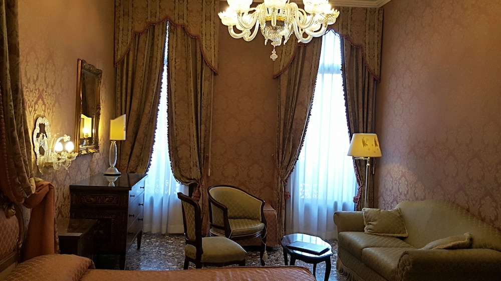 Casa Pisani Canal 45/66