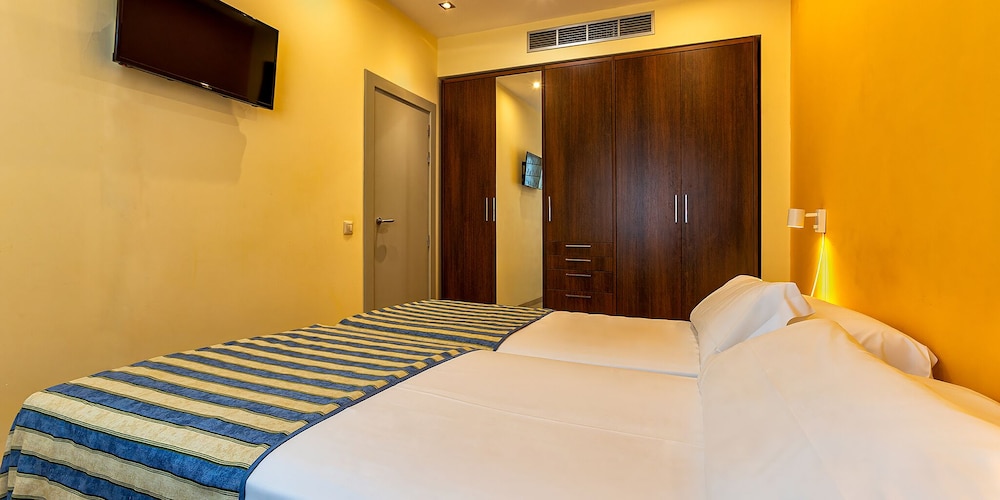 Apartamentos Vertice Sevilla Aljarafe 20/63