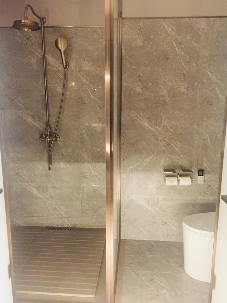 Mercure Shanghai Hongqiao Soho 62/89