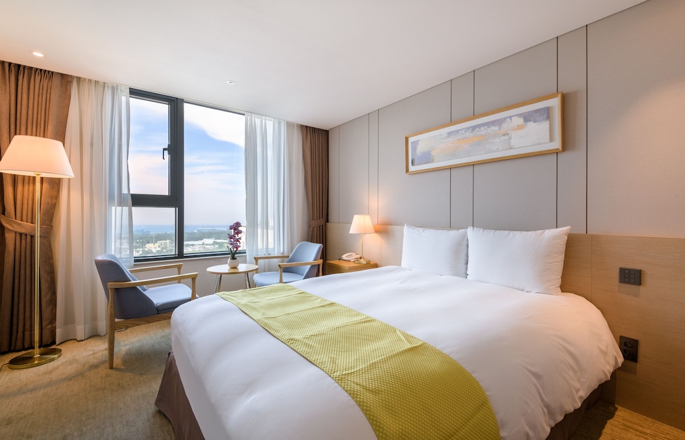 Hotel Win Sky 8/18