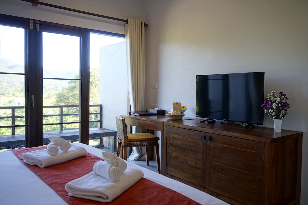 Yoma Hotel 45/69