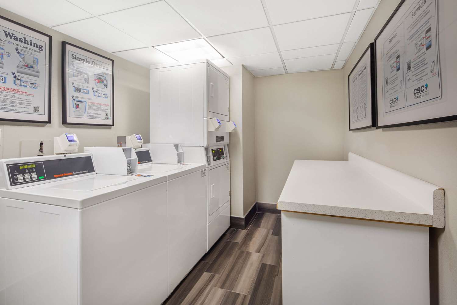 La Quinta Inn & Suites by Wyndham Ft. Lauderdale Plantation 5/24