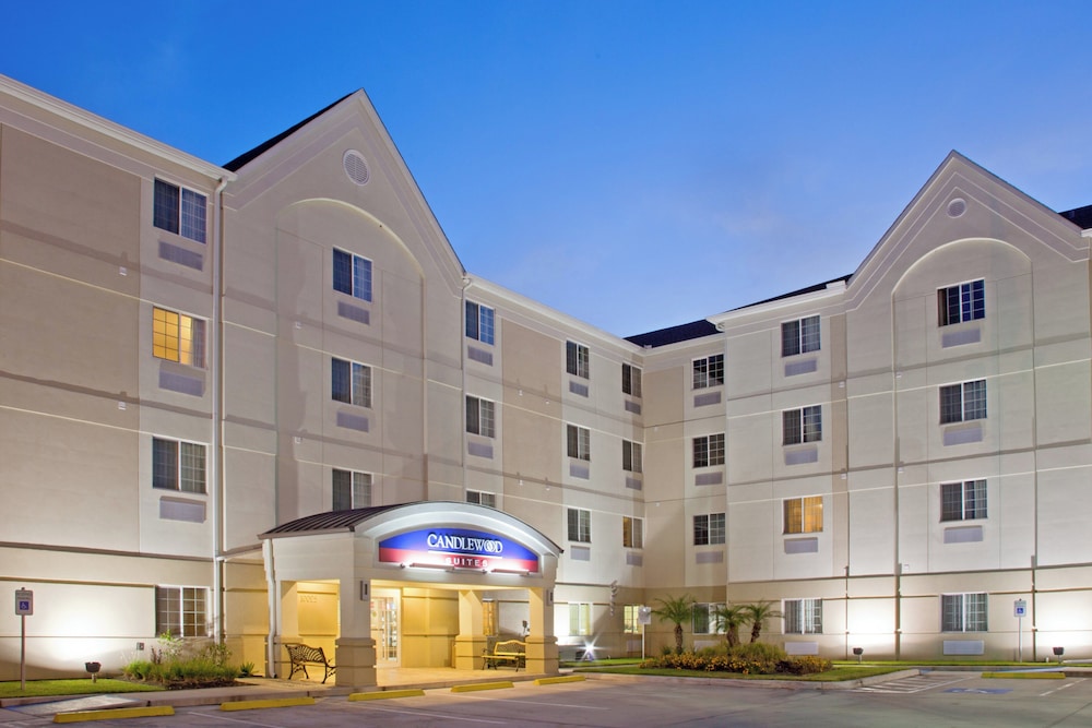 Candlewood Suites Houston Medical Center 67/72