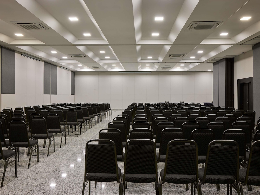 Mercure Belo Horizonte Lourdes Hotel 41/47
