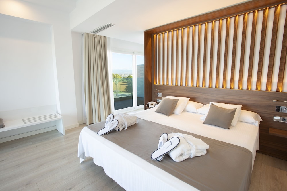 THB El Cid - Adults Only 30/90