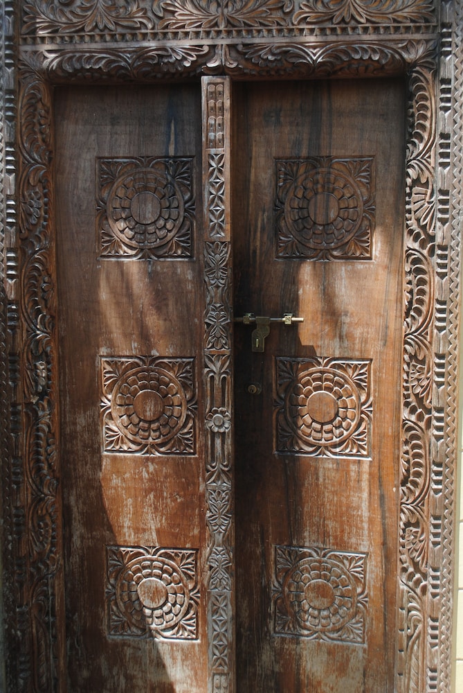 Seasons Lodge Zanzibar 26/74