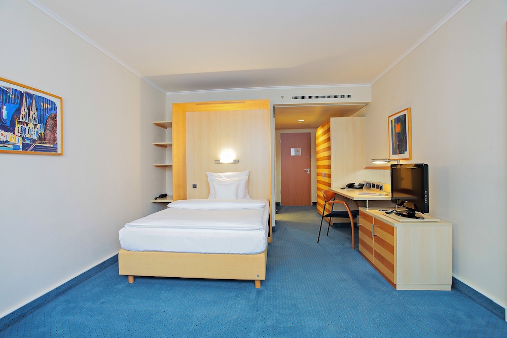 Lindner Hotel Cologne Am Dom, part of JdV by Hyatt 20/58