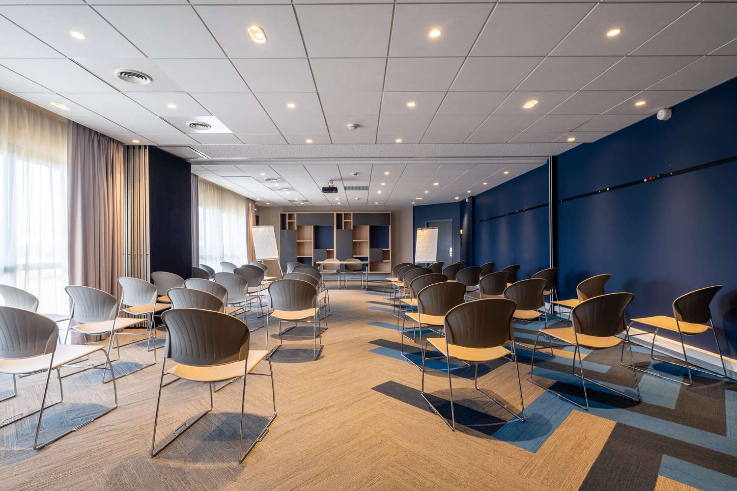 Clarion Aparthotel Toulouse Blagnac Airport 25/29