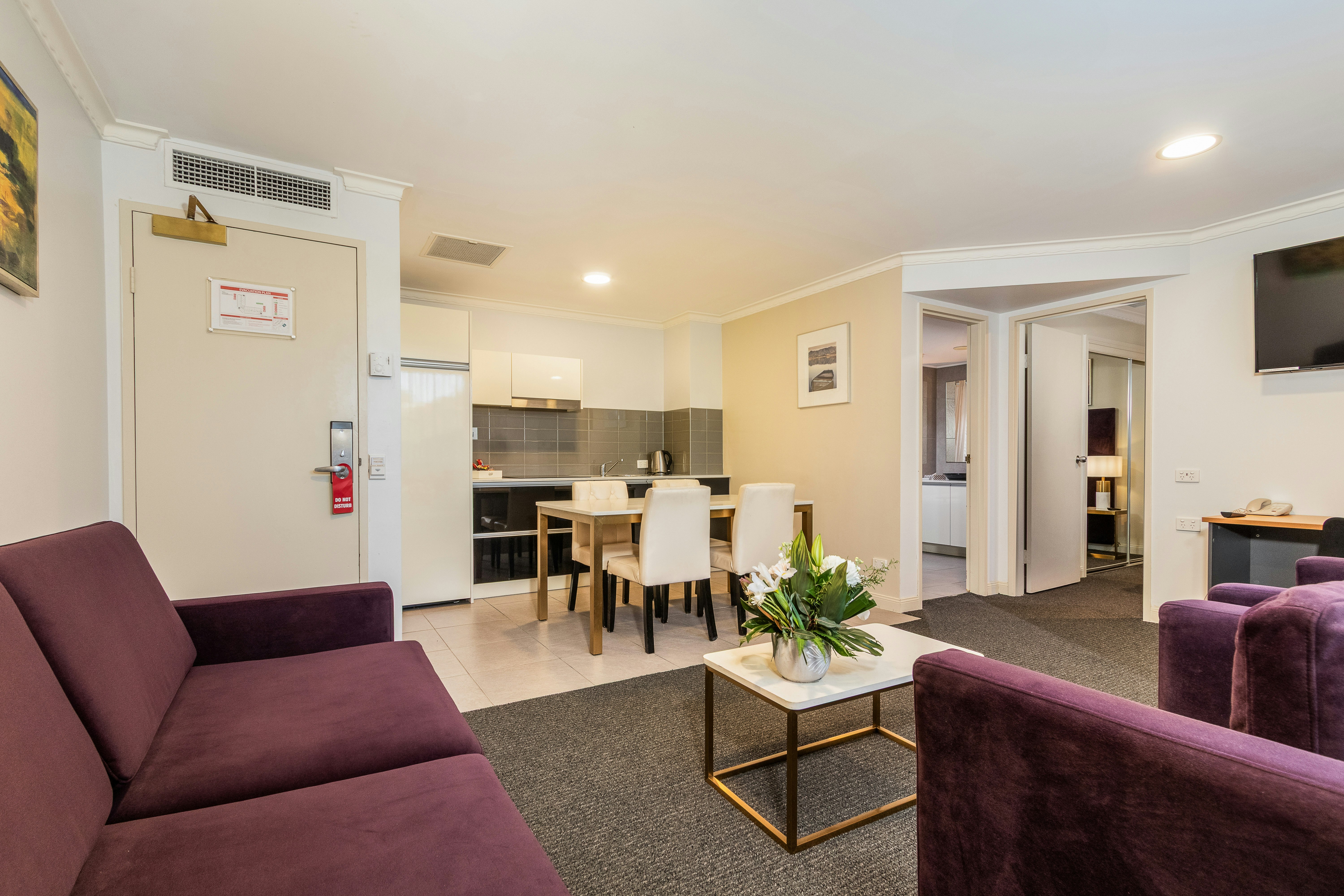 Hotel Diana 37/54