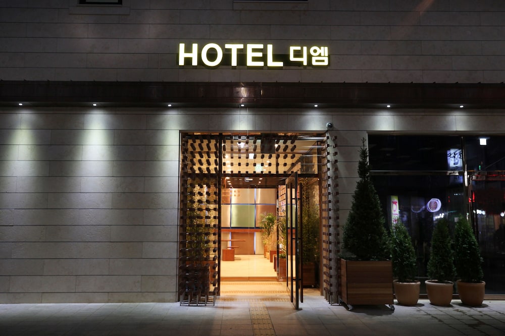 Hotel DM 2/53