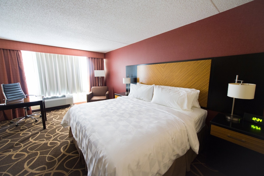Holiday Inn Newark International Airport An Ihg Hotel 20/84